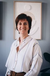 Dr Anne Delelis